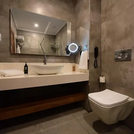 Ramada By Wyndham Karacabey 4* 伯萨