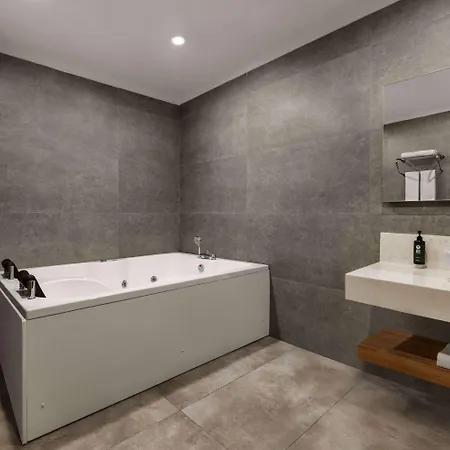 Ramada By Wyndham Karacabey Hotell Bursa