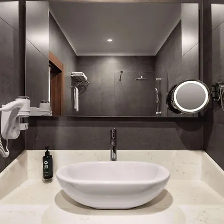 Hotel Ramada By Wyndham Karacabey 4*